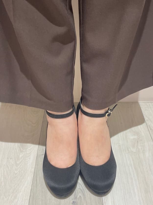 azusaさんの「ESPERANZA｜3WAYチャンキーヒールパンプス」を使ったコーディネート