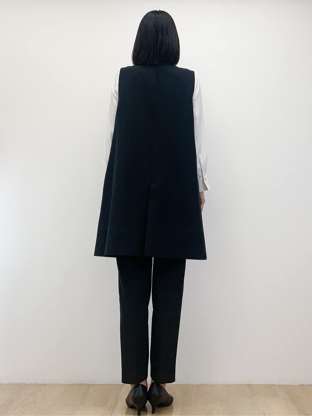 yamasakiさんの「OPAQUE.CLIP｜《通勤・セレモニー／セットアップ対応》テーパードパンツ／ダブルクロス【洗濯機洗い可】」を使ったコーディネート