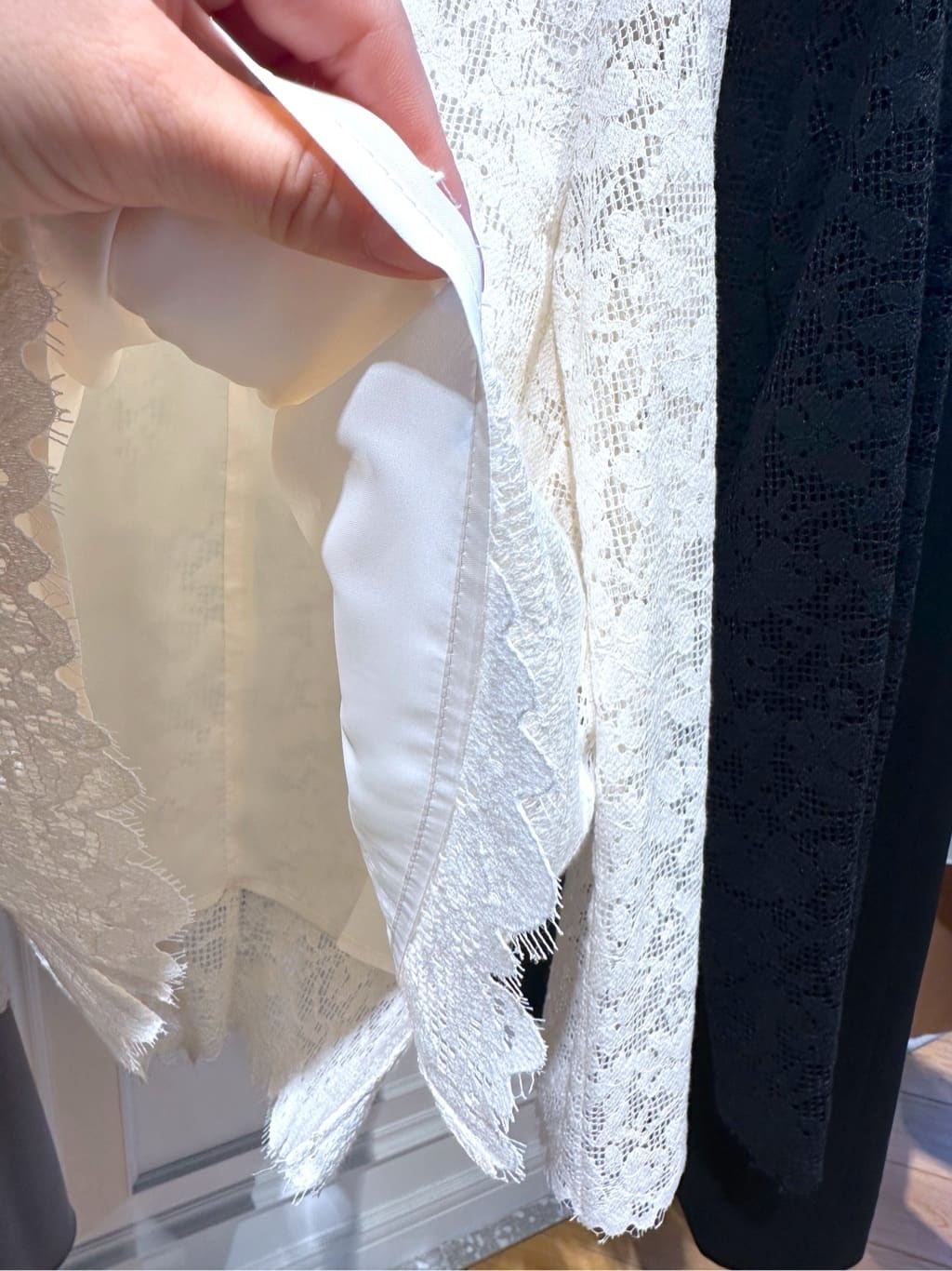 なべこさんの「DRESSTERIOR｜【ウォッシャブル】テーパードコンフォートデニム」を使ったコーディネート