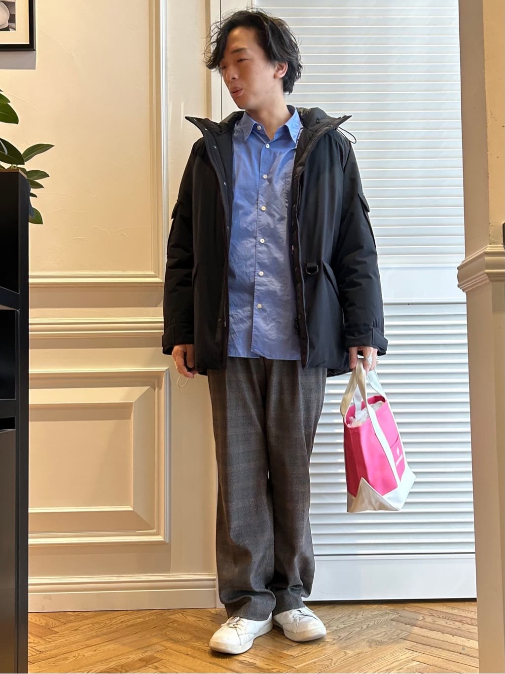 須田　慎二郎さんの「DRESSTERIOR｜」を使ったコーディネート