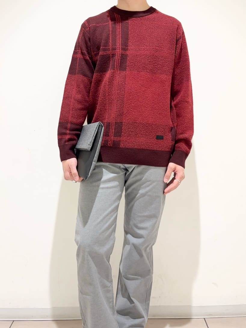 及川さんの「TAKEO KIKUCHI｜【Made in JAPAN】播州織 ストレッチ パンツ」を使ったコーディネート