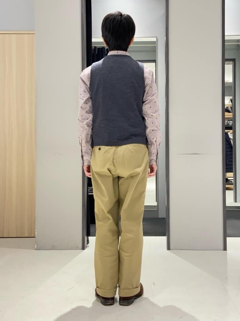 わいずみさんの「TAKEO KIKUCHI｜ハットモチーフ ジャカード ストライプ シャツ」を使ったコーディネート