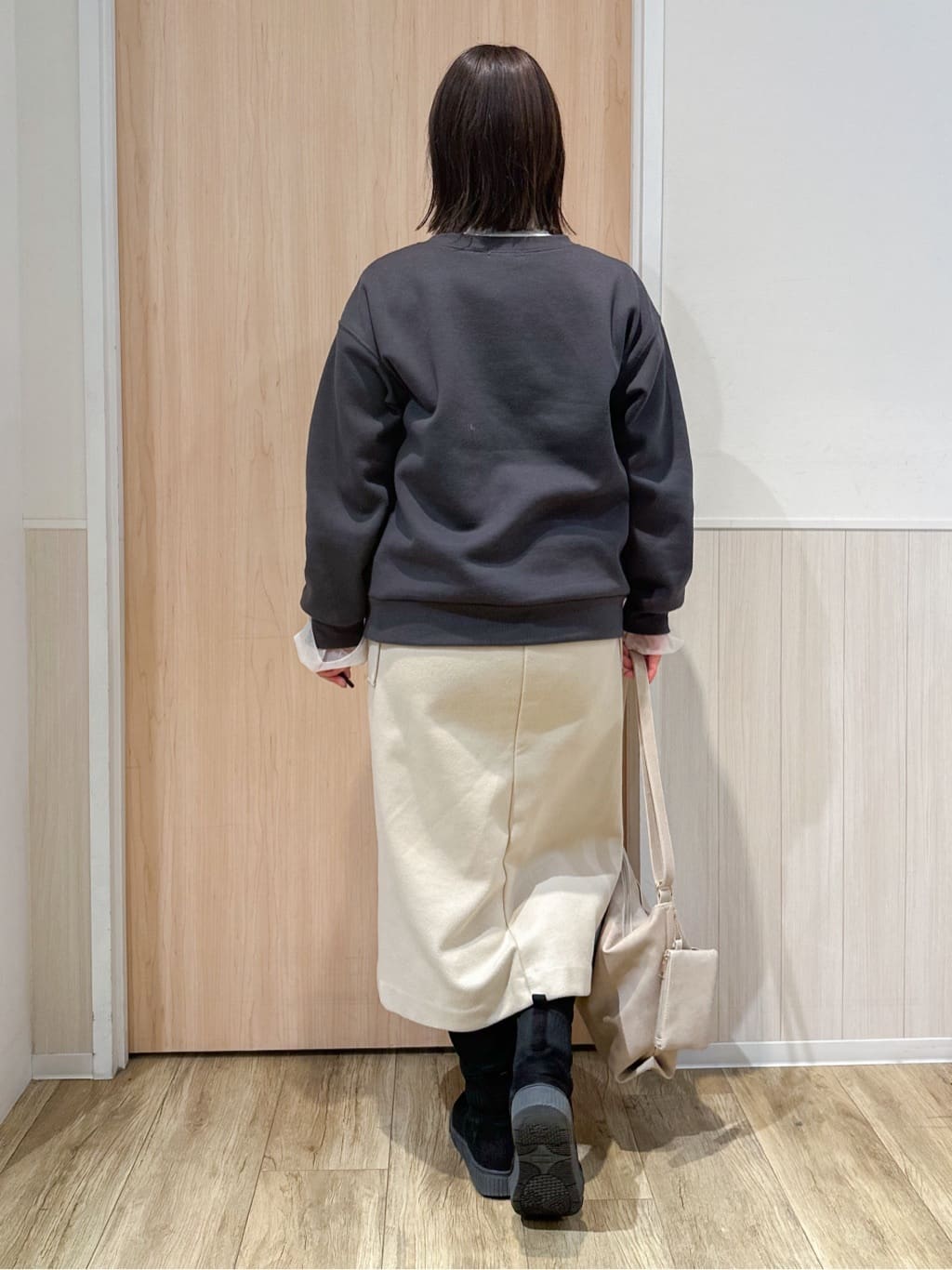 mimoさんの「SHOO･LA･RUE｜◆【S-LL】チュール切替リブインナートップス」を使ったコーディネート