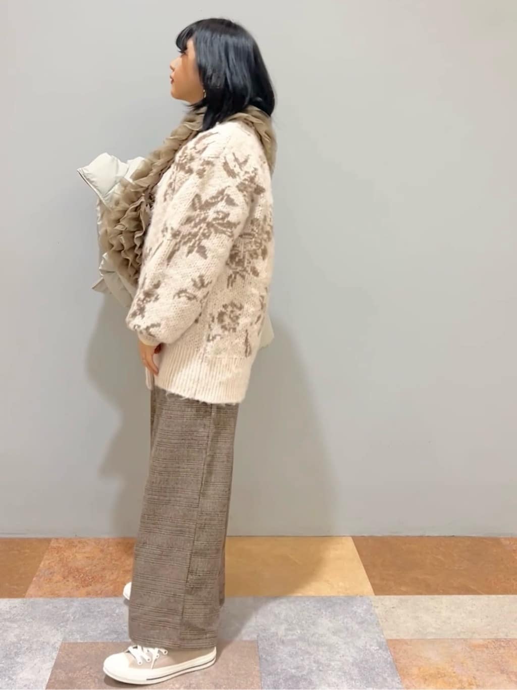 ひらのみさんの「THE SHOP TK｜◆【毛玉になりにくい/蓄熱性】春色_美人ガーターニット/洗える/体形カバー」を使ったコーディネート