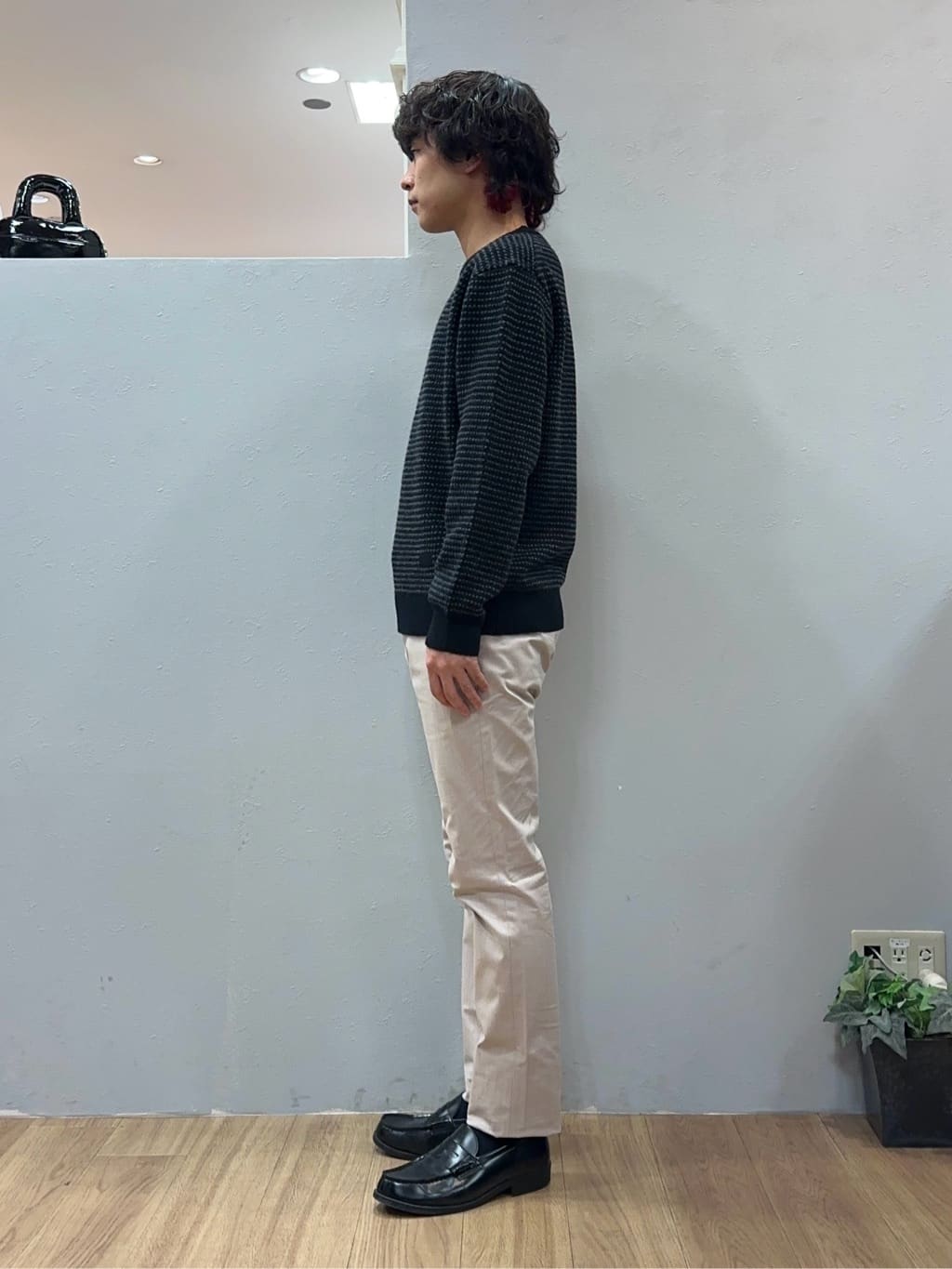 Uさんの「TAKEO KIKUCHI｜【全7サイズ&times;8色展開！】トップマルチヘリンボン パンツ」を使ったコーディネート