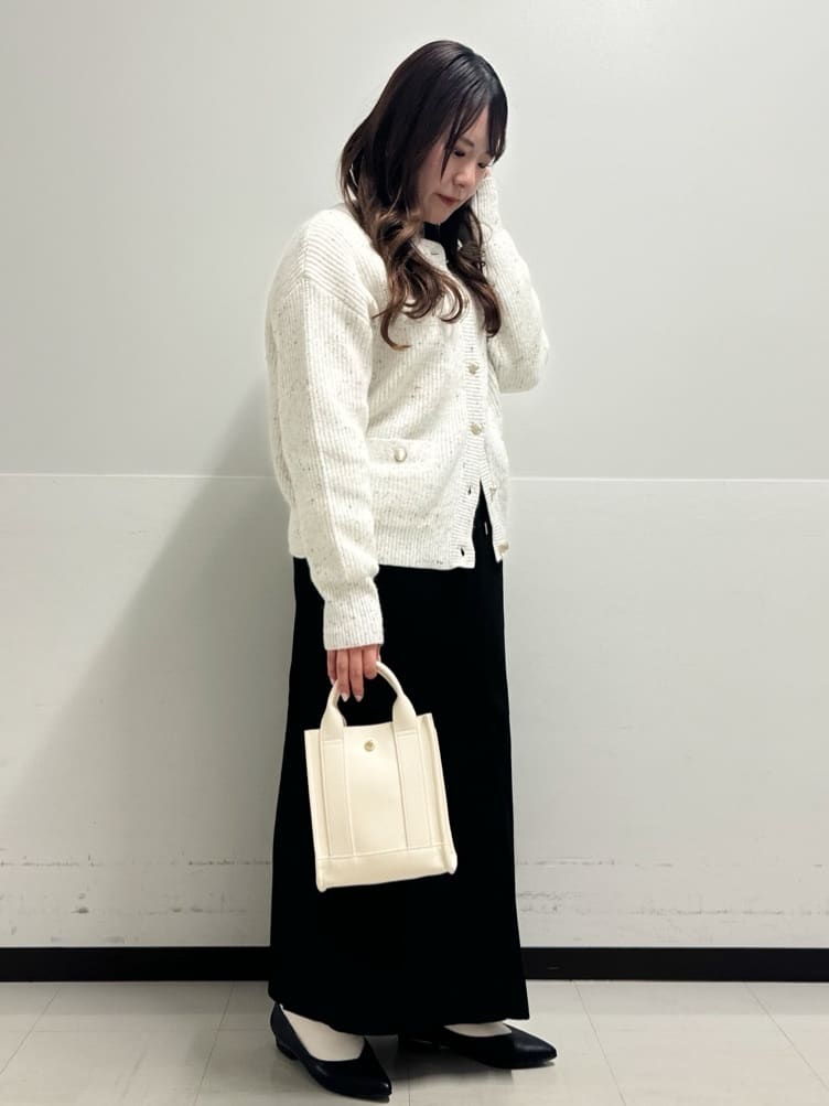 あいりょんさんの「OPAQUE.CLIP｜」を使ったコーディネート
