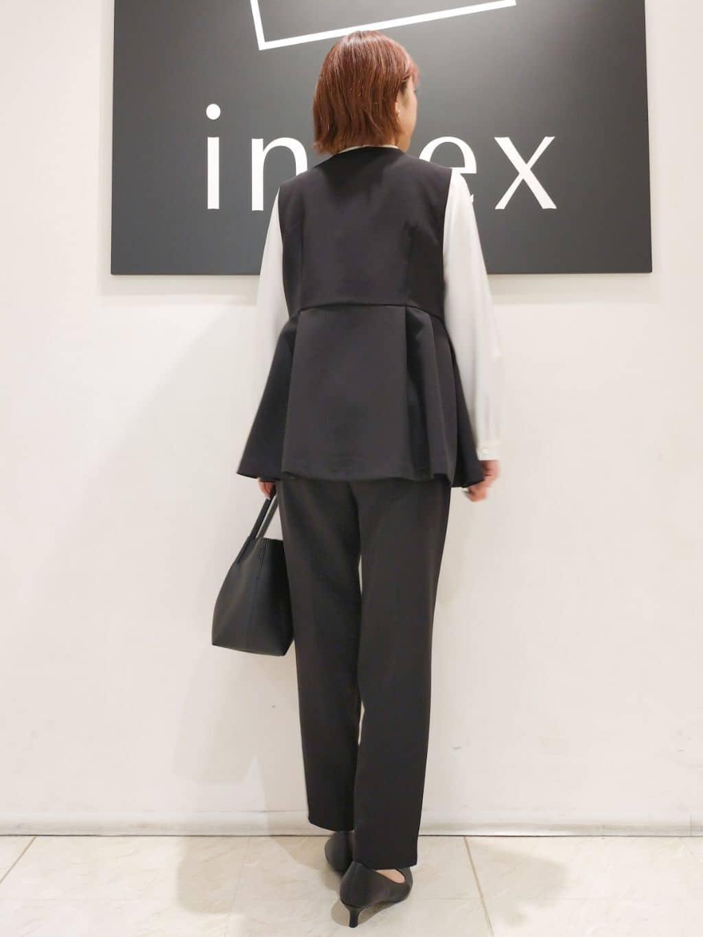 n.さんの「index｜◆《XS-LLsize》通勤対応／ボウタイブラウス／取り外しパーツ付き 【洗濯機洗い可／防シワ】」を使ったコーディネート