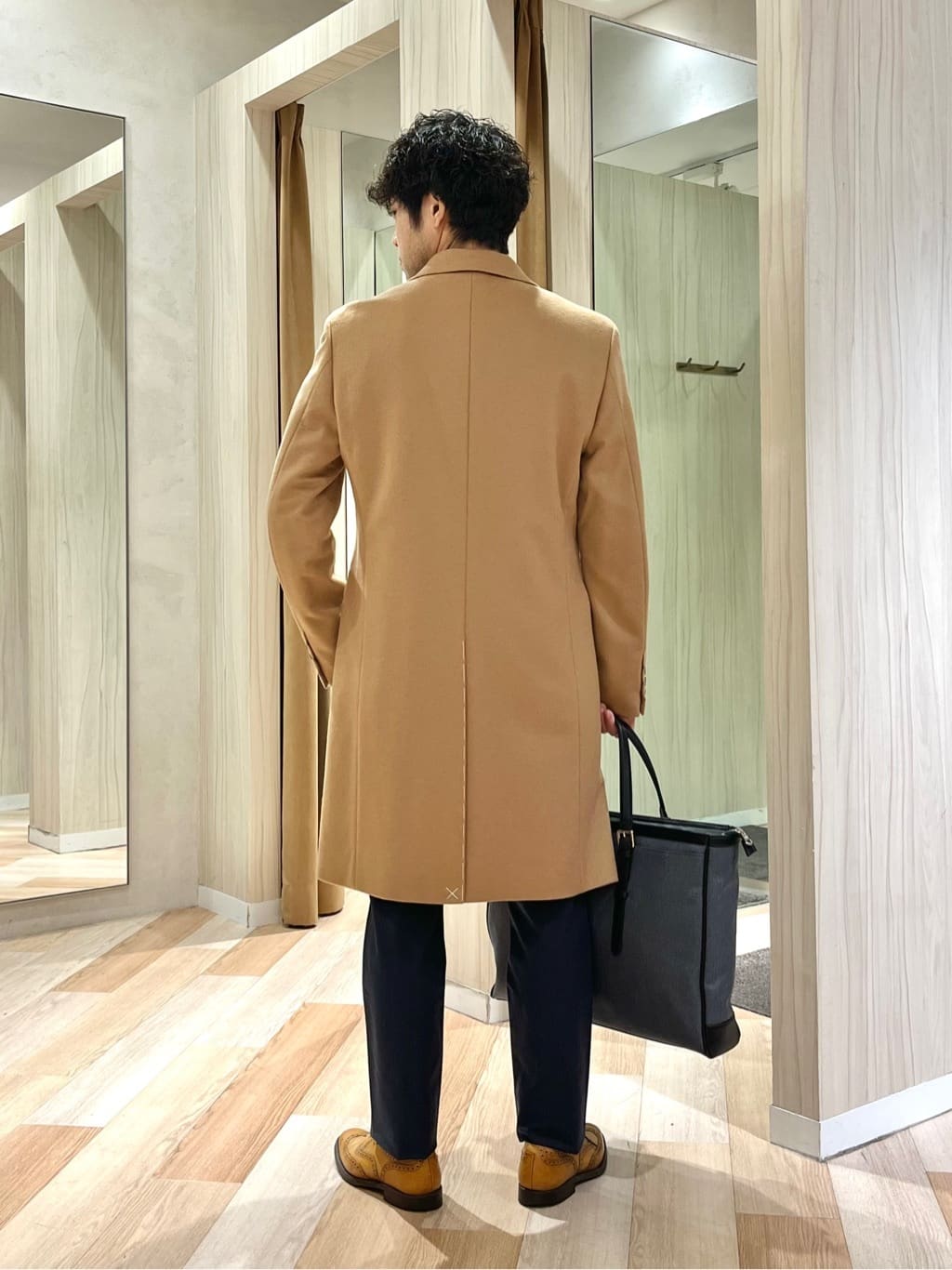 URAさんの「TAKEO KIKUCHI｜ウールカシミヤブレンド チェスターコート」を使ったコーディネート