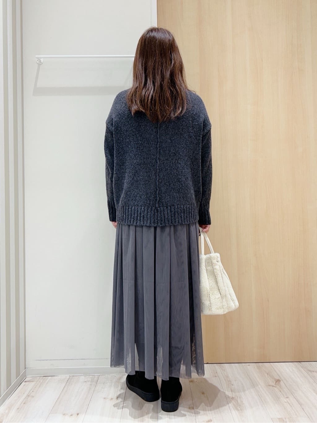 maaaさんの「SHOO･LA･RUE｜◆【セレモニーからデイリーまで】女性らしさあふれる チュールスカート」を使ったコーディネート