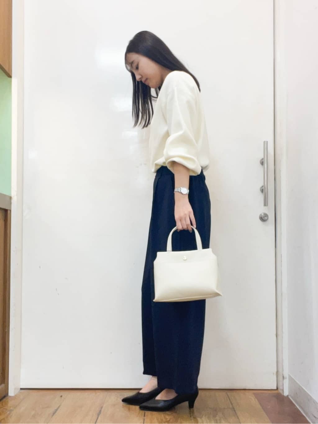 sakiさんの「SHOO･LA･RUE｜◆【洗える/S-3L/セットアップ可】セレモニーからデイリーに カットジョーゼット ワイドパンツ」を使ったコーディネート