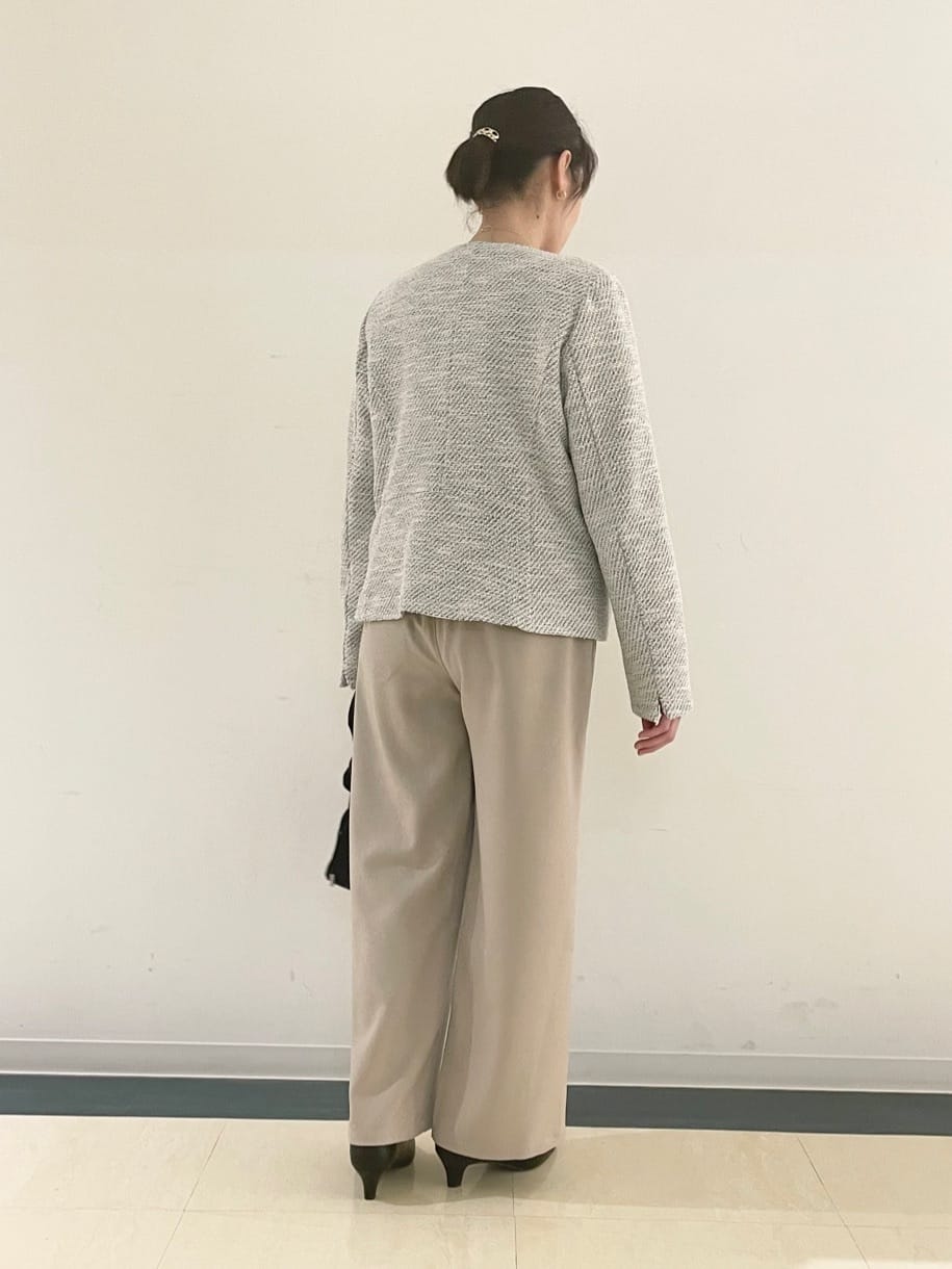 あんづさんの「SHOO･LA･RUE｜◆【S-3L】セレモニーからデイリーにも 軽くて柔らかくて着心地の良い カットツイードジャケット」を使ったコーディネート