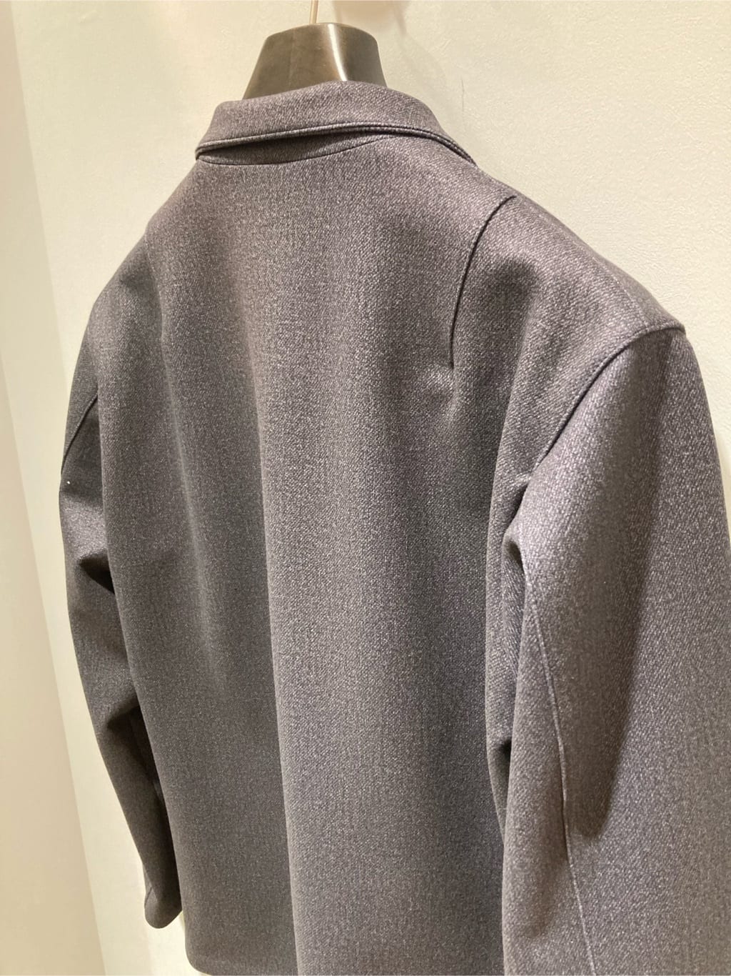 シュンさんの「TAKEO KIKUCHI｜【DOWN FABRIC】ダウンファブリック スタンドカラーブルゾン」を使ったコーディネート