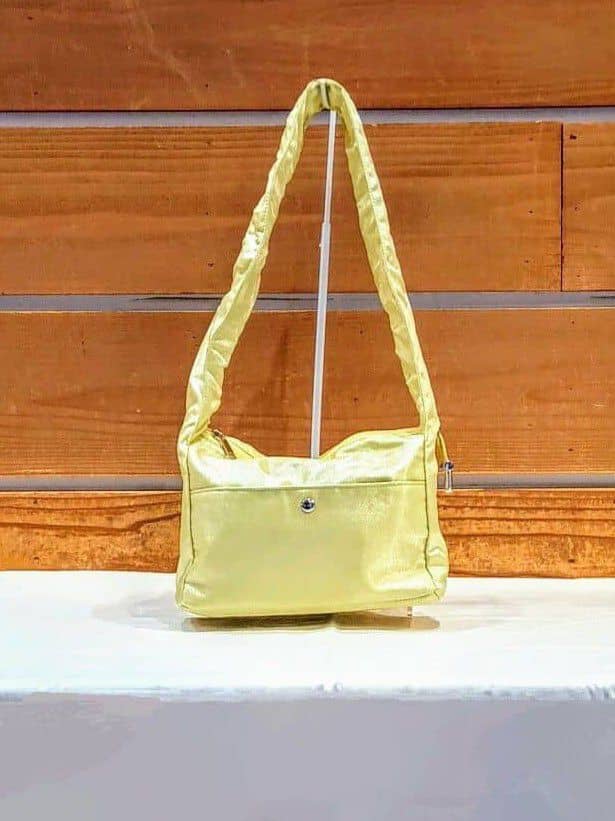 Haruさんの「SHOO･LA･RUE｜◆ミニドロストシャイニーショルダーバッグ」を使ったコーディネート