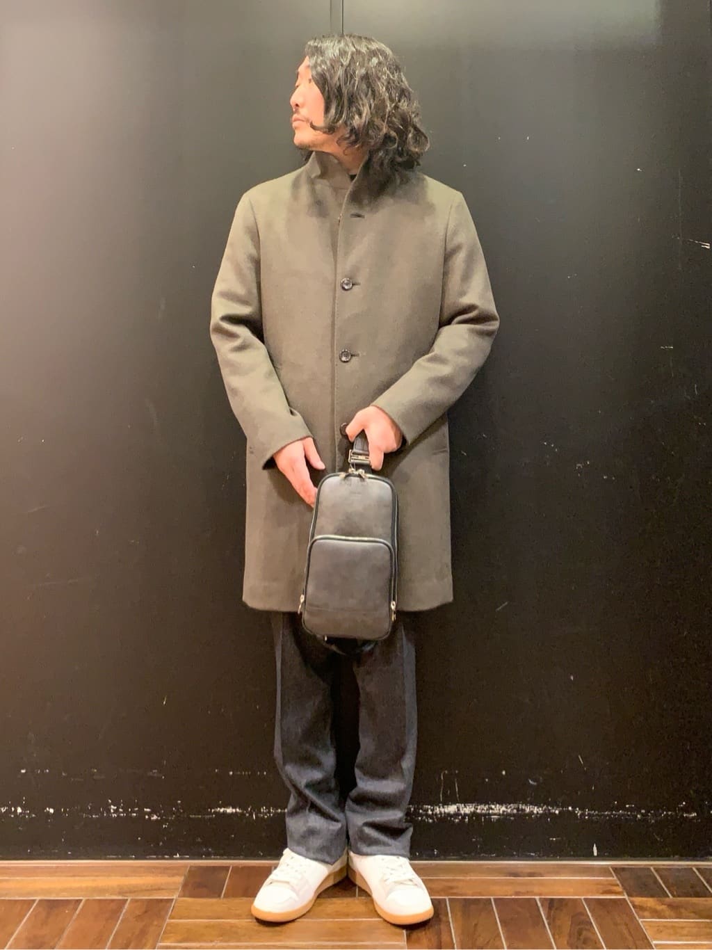木村剛さんの「TAKEO KIKUCHI｜【ウールカシミヤブレンド】ビーバー調 スタンドカラー コート」を使ったコーディネート