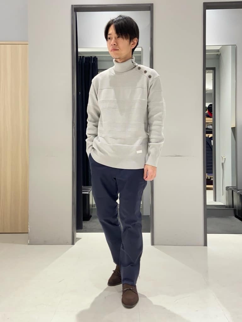 わいずみさんの「TAKEO KIKUCHI｜【全7サイズ&times;8色展開！】トップマルチヘリンボン パンツ」を使ったコーディネート