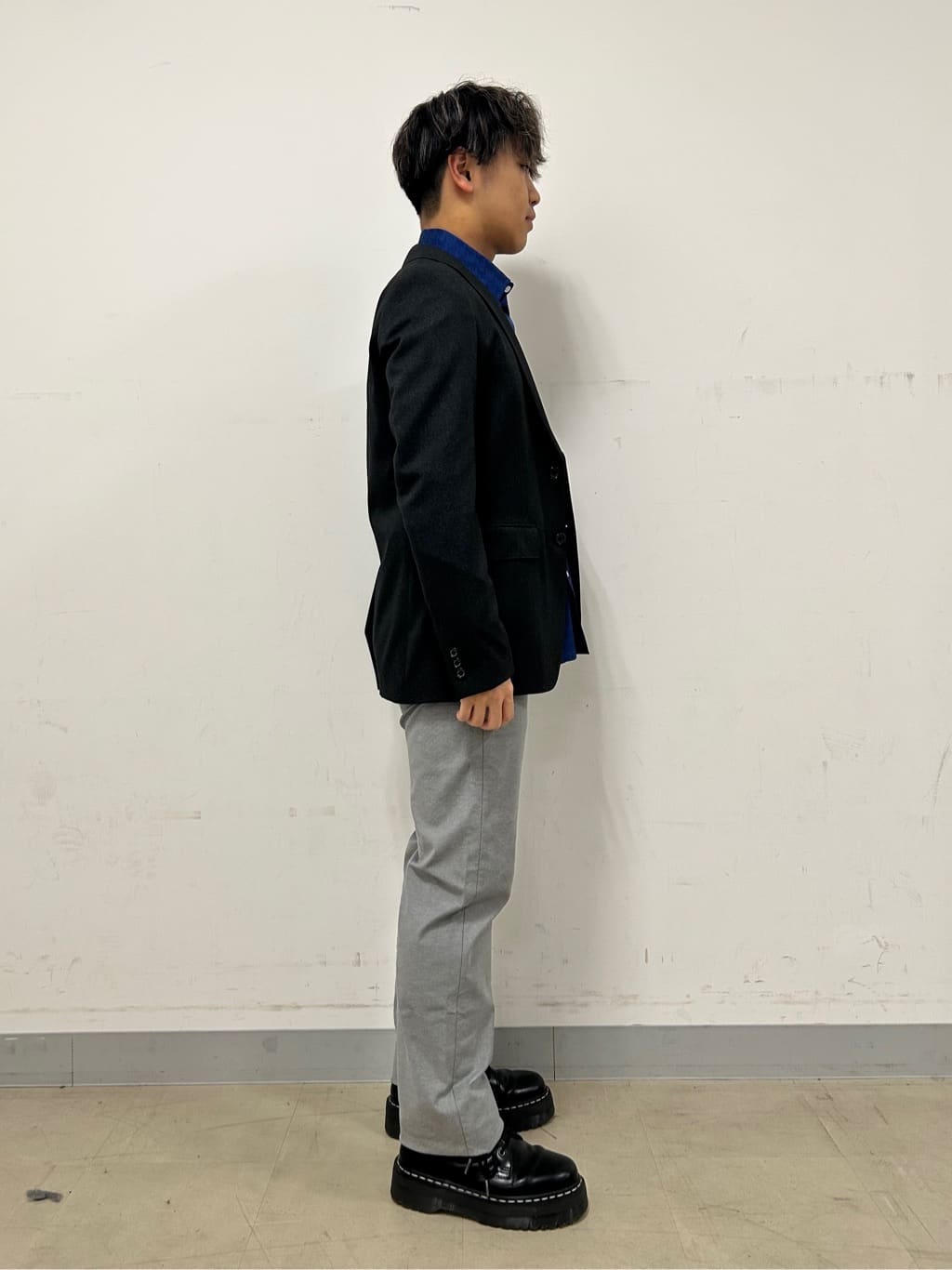 Hiroさんの「TAKEO KIKUCHI｜【Made in JAPAN】播州織 ストレッチ パンツ」を使ったコーディネート
