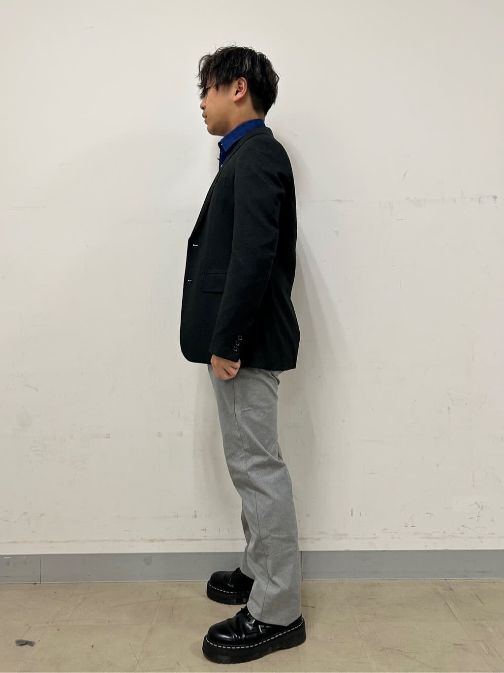 Hiroさんの「TAKEO KIKUCHI｜【Made in JAPAN】播州織 ストレッチ パンツ」を使ったコーディネート