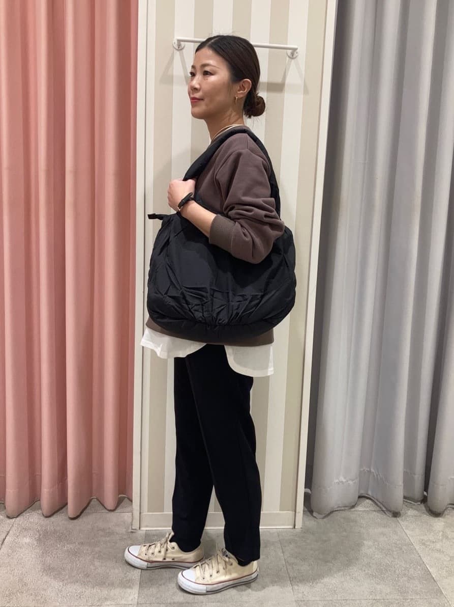 𝐂𝐡𝐢𝐢 &hearts;(ちー)さんの「SHOO･LA･RUE｜◆【洗える/S-LL】着るだけ簡単こなれ感 裏起毛レイヤード風スウェット【SHOO WARM】」を使ったコーディネート