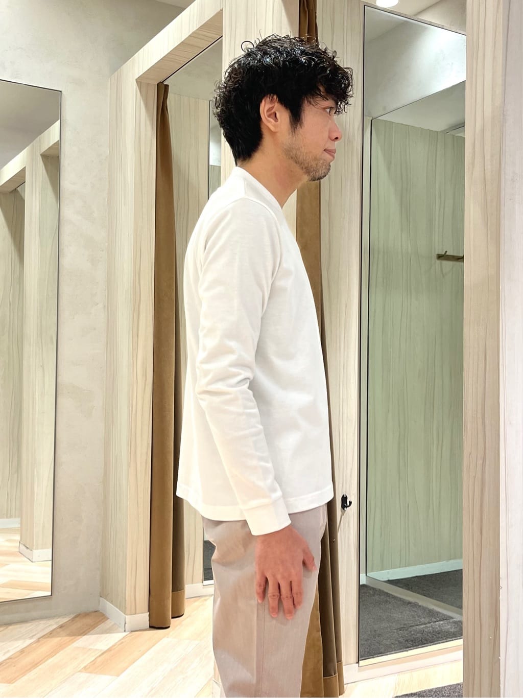 URAさんの「TAKEO KIKUCHI｜【3WAY】ハウンズトゥース ダウンライナー コート」を使ったコーディネート