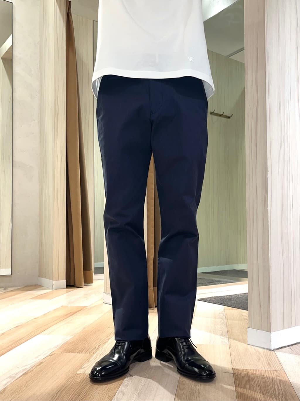 URAさんの「TAKEO KIKUCHI｜【全7サイズ&times;8色展開！】トップマルチヘリンボン パンツ」を使ったコーディネート