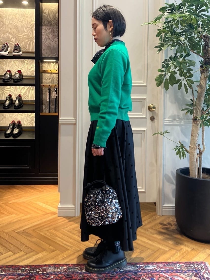 konominさんの「DRESSTERIOR｜スパンコール2WAY巾着バッグ」を使ったコーディネート