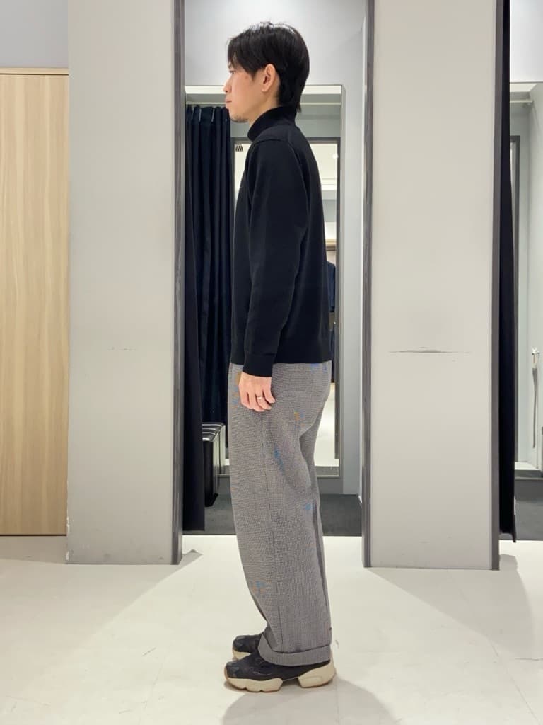 わいずみさんの「TAKEO KIKUCHI｜【DOWN FABRIC】ダウンファブリック スタンドカラーブルゾン」を使ったコーディネート