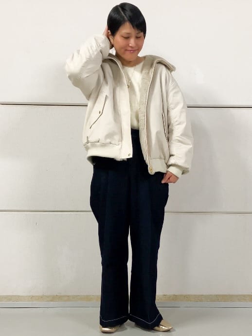 Rさんの「THE SHOP TK｜【美脚/オ―ルシーズン】デニムマリンパンツ/洗濯機OK」を使ったコーディネート