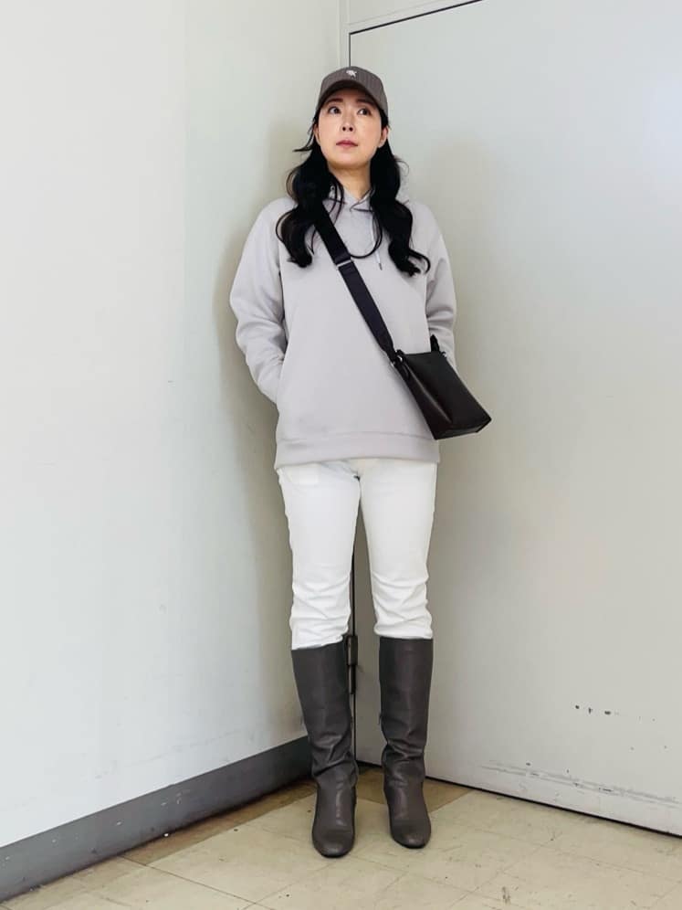 iwさんの「TAKEO KIKUCHI｜【Sサイズ～】ストレッチ デニム パンツ」を使ったコーディネート