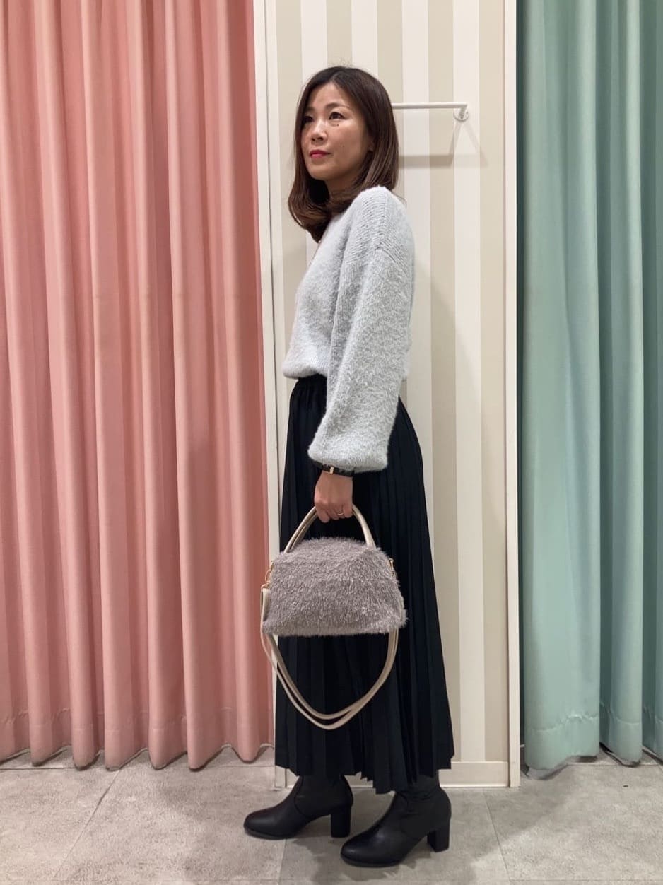 𝐂𝐡𝐢𝐢 &hearts;(ちー)さんの「SHOO･LA･RUE｜」を使ったコーディネート