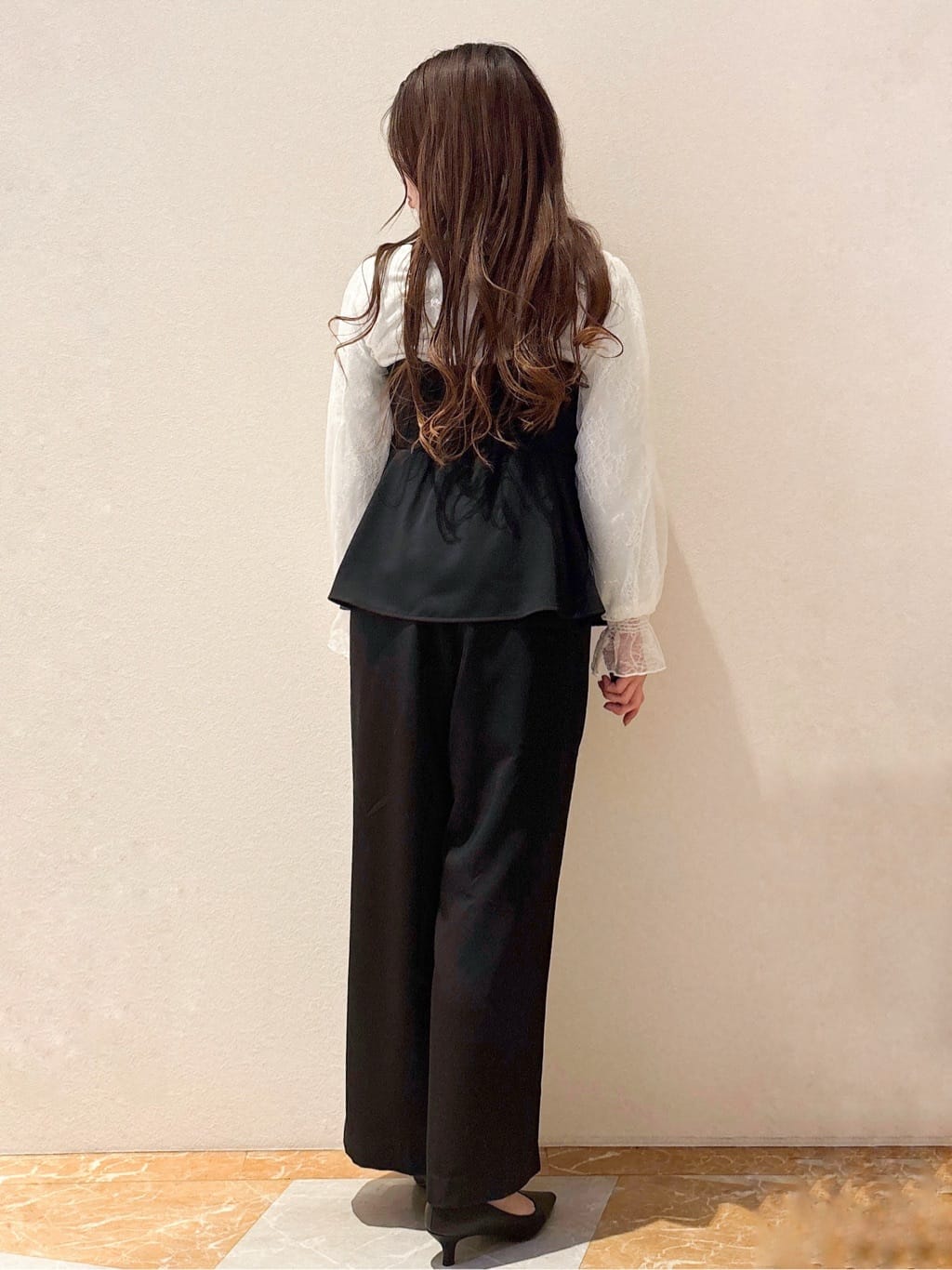 mさんの「index｜◆【抗菌防臭加工／低反発クッション】名品　ポインテッドトゥパンプス」を使ったコーディネート