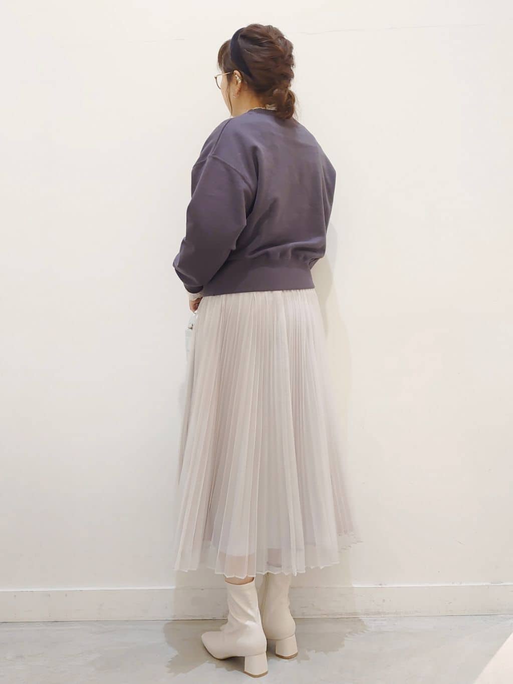 minamiさんの「OPAQUE.CLIP｜◆刺繍ロゴスウェット【洗濯機洗い可】」を使ったコーディネート