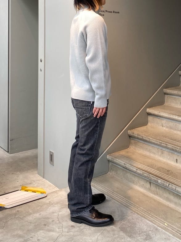 hazuさんの「TAKEO KIKUCHI｜【モンスターストレッチ】日本製 ウォッシュド デニムパンツ」を使ったコーディネート