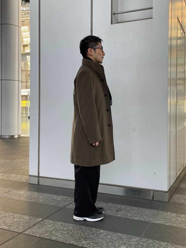 加藤裕樹さんの「TAKEO KIKUCHI｜【ウールカシミヤブレンド】ビーバー調 スタンドカラー コート」を使ったコーディネート