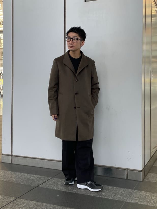 加藤裕樹さんの「TAKEO KIKUCHI｜【ウールカシミヤブレンド】ビーバー調 スタンドカラー コート」を使ったコーディネート