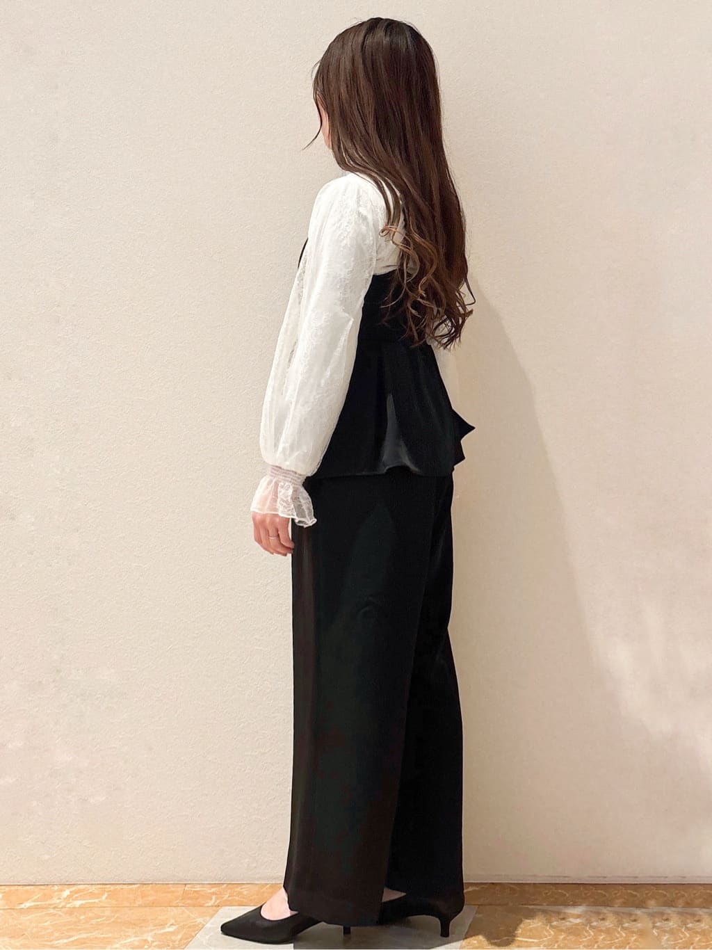mさんの「index｜◆【抗菌防臭加工／低反発クッション】名品　ポインテッドトゥパンプス」を使ったコーディネート