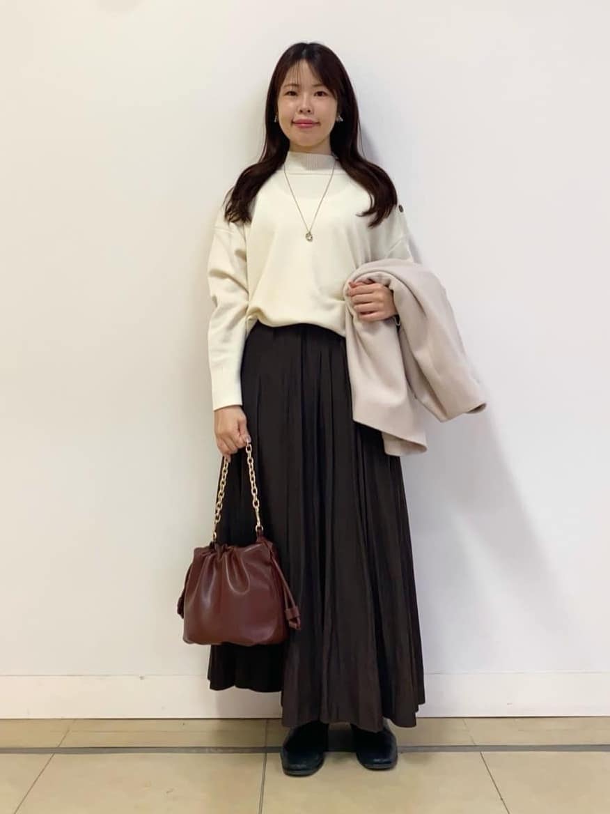 asamiさんの「UNTITLED｜◆シャインワントップネックレス」を使ったコーディネート