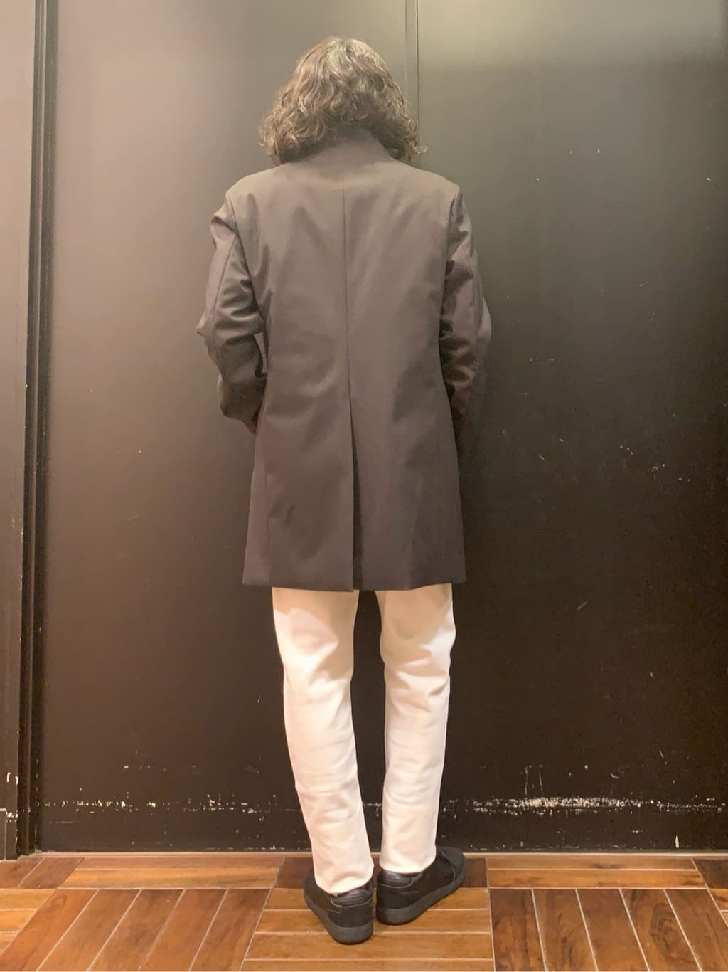 木村剛さんの「TAKEO KIKUCHI｜【Sサイズ～】ストレッチ デニム パンツ」を使ったコーディネート