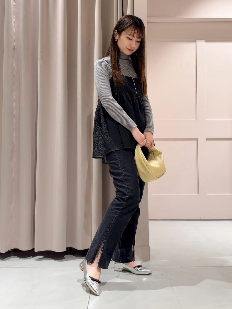 RINAさんの「ESPERANZA｜横型ワンハンドル手提げ」を使ったコーディネート