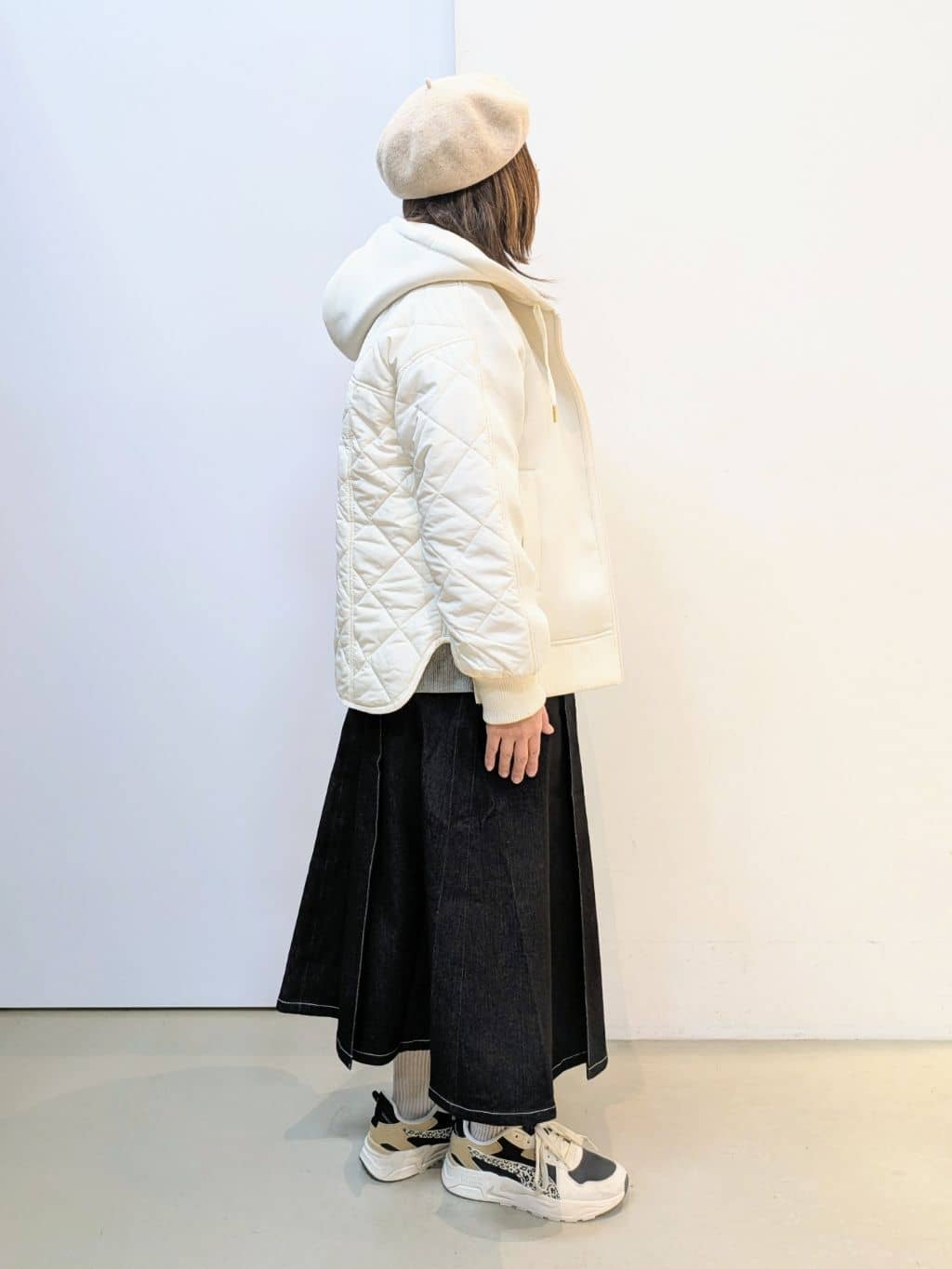 kotoさんの「THE SHOP TK｜シーズンレスで使える デニムタックスカート/洗える」を使ったコーディネート