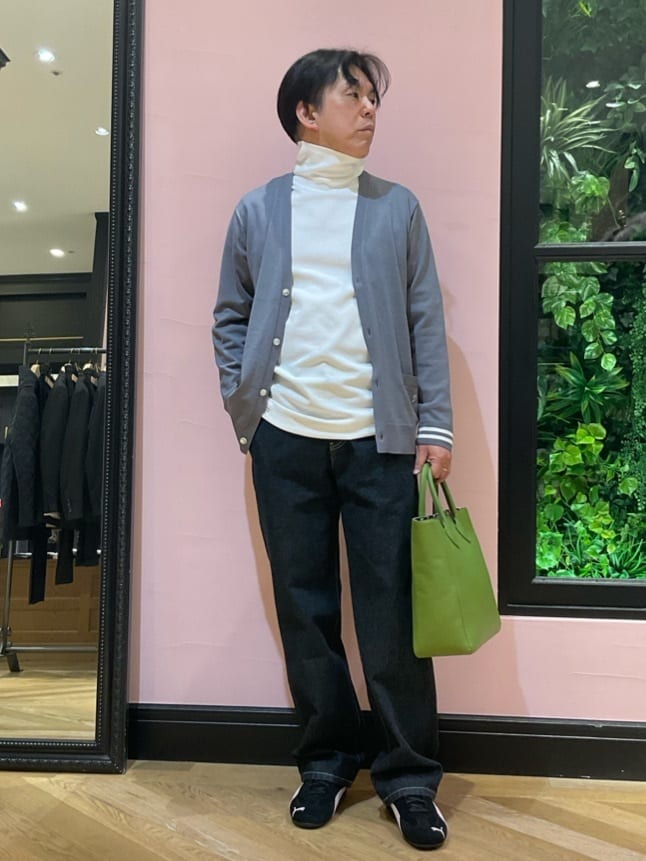 maruさんの「DRESSTERIOR｜スリーブライン スプリングカーディガン」を使ったコーディネート