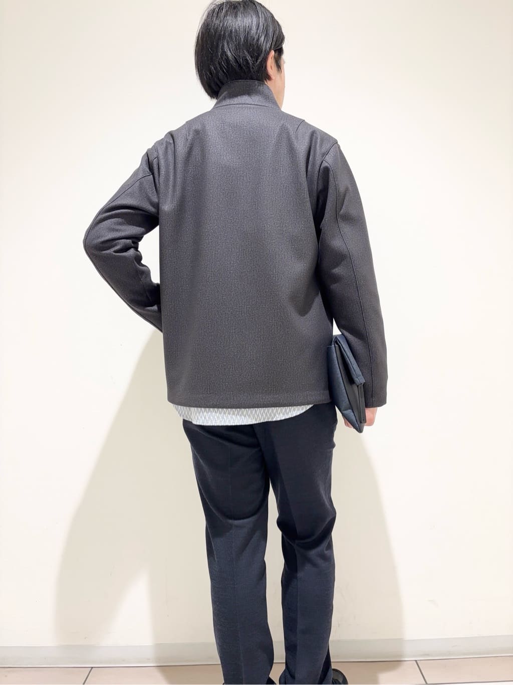 及川さんの「TAKEO KIKUCHI｜【DOWN FABRIC】ダウンファブリック スタンドカラーブルゾン」を使ったコーディネート