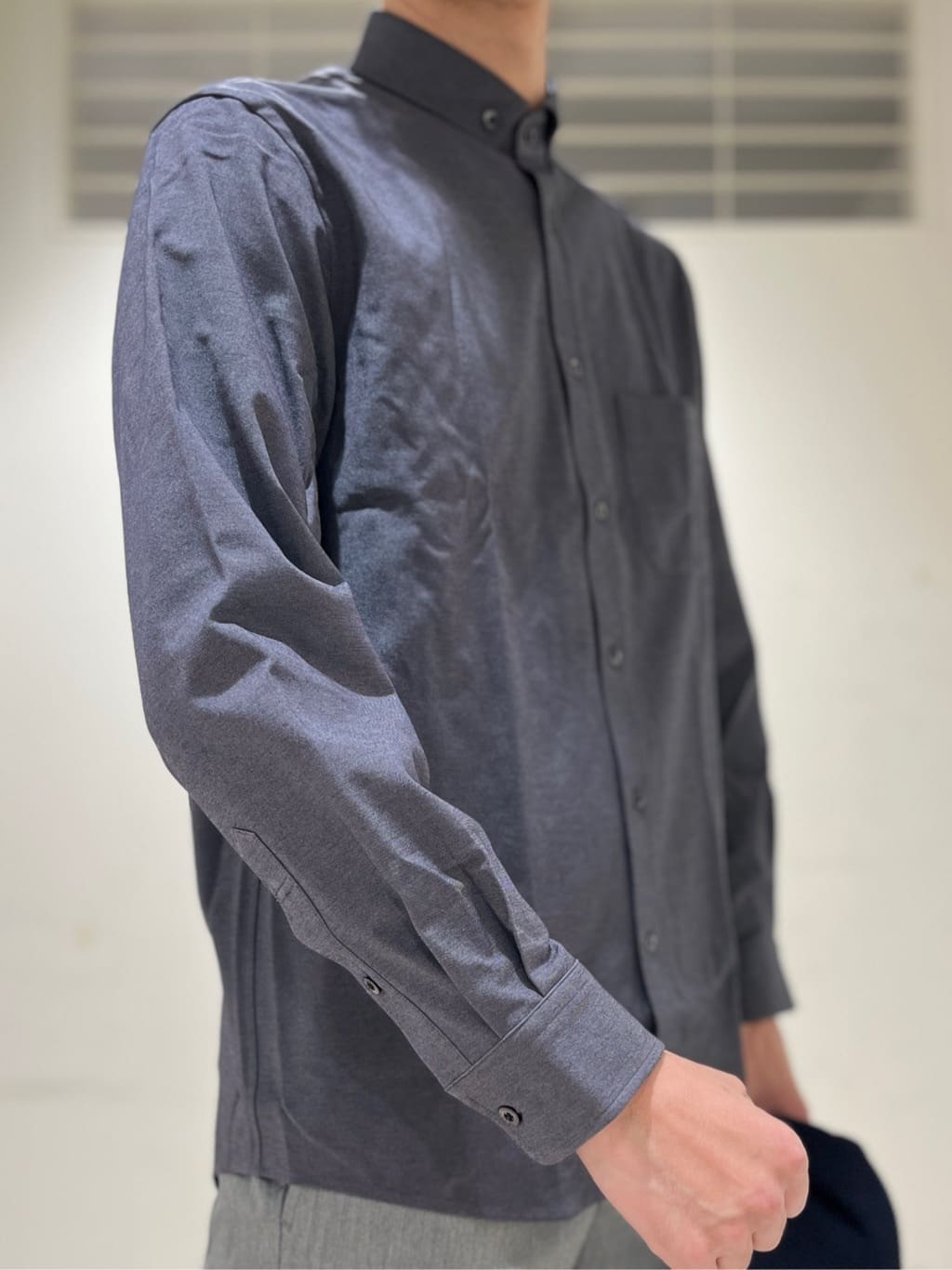 mutoさんの「TAKEO KIKUCHI｜【全7サイズ&times;8色展開！】トップマルチヘリンボン パンツ」を使ったコーディネート