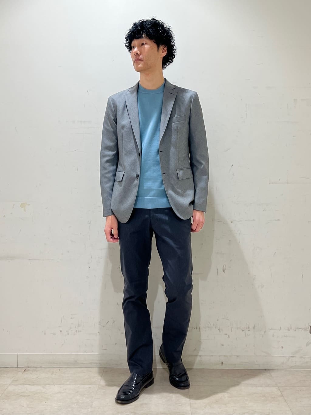 mutoさんの「TAKEO KIKUCHI｜【全7サイズ&times;8色展開！】トップマルチヘリンボン パンツ」を使ったコーディネート