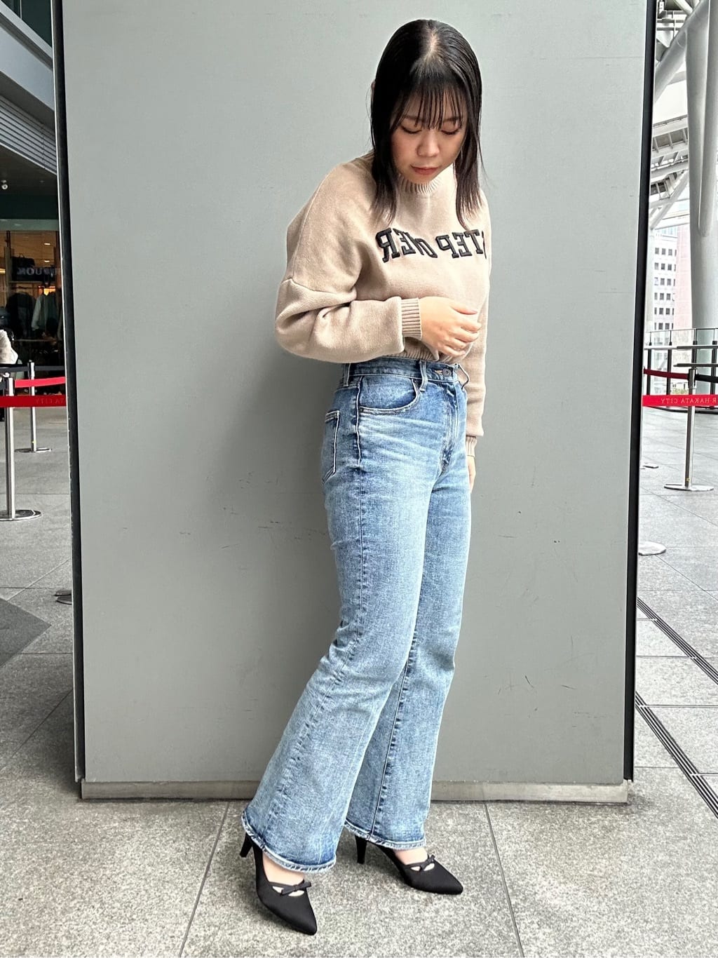 あずみさんの「ESPERANZA｜リボンポインテッドパンプス」を使ったコーディネート