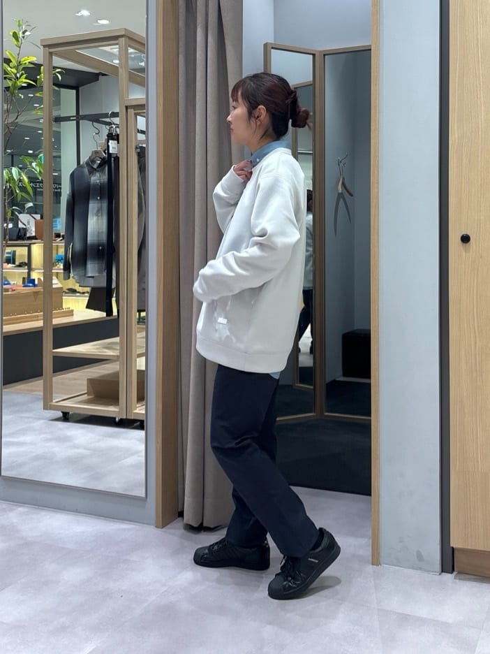 よぴさんの「TAKEO KIKUCHI｜【全7サイズ&times;8色展開！】トップマルチヘリンボン パンツ」を使ったコーディネート