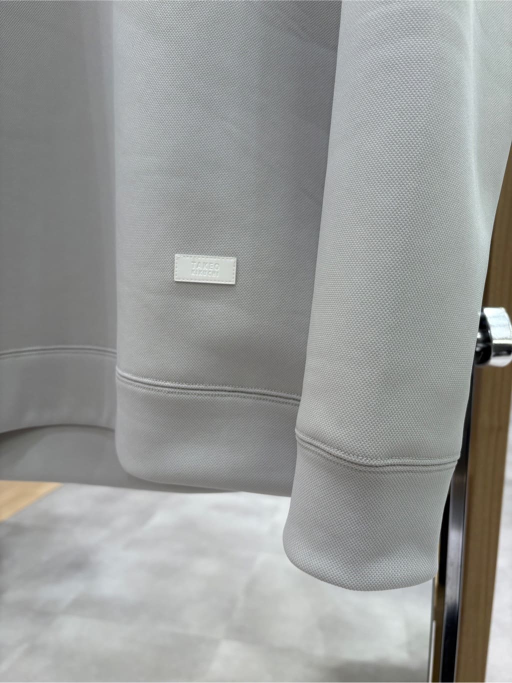 よぴさんの「TAKEO KIKUCHI｜【全7サイズ&times;8色展開！】トップマルチヘリンボン パンツ」を使ったコーディネート