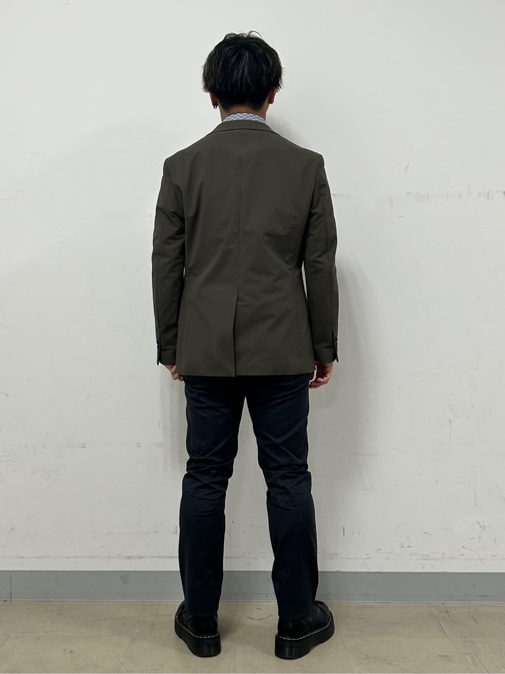 Hiroさんの「TAKEO KIKUCHI｜【全7サイズ&times;8色展開！】トップマルチヘリンボン パンツ」を使ったコーディネート