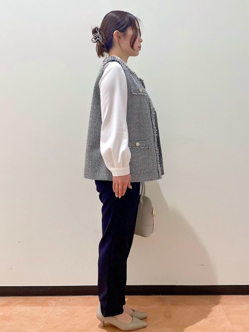 ayumiさんの「OPAQUE.CLIP｜◆【抗菌防臭加工／低反発クッション】名品　ポインテッドトゥパンプス」を使ったコーディネート