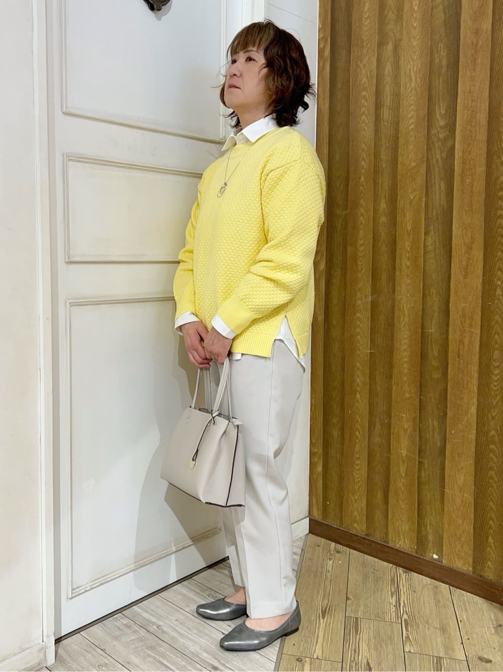 yuriyuriさんの「SHOO･LA･RUE｜◆【洗える/S-LL】シーズン問わず合わせやすい ベーシックカラーシャツ」を使ったコーディネート