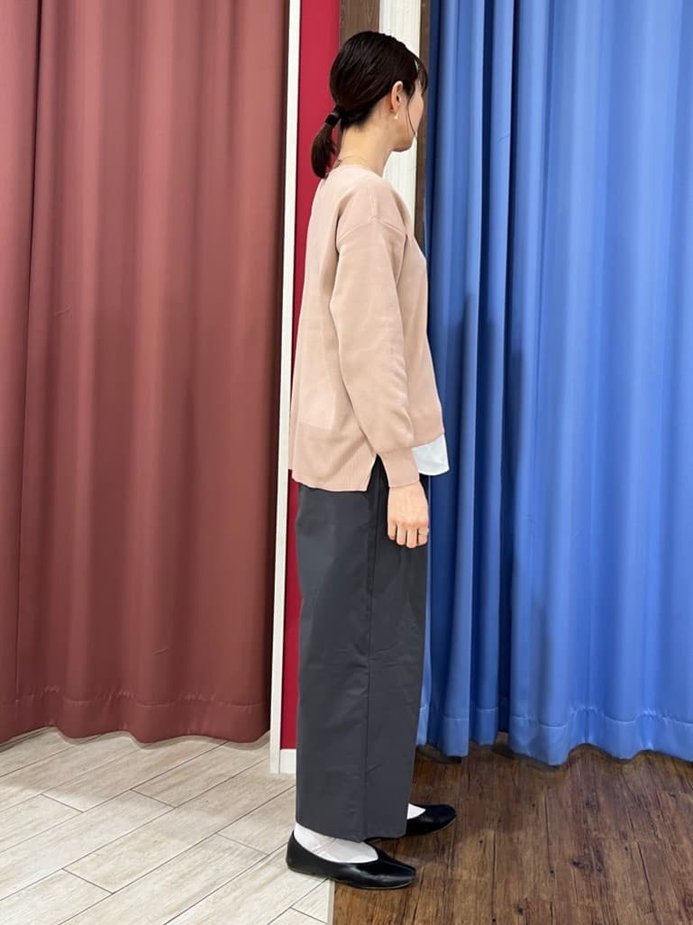 muさんの「SHOO･LA･RUE｜◆【洗える】一枚で簡単こなれ見え スポンディッシュ 裾レイヤード風ニット」を使ったコーディネート